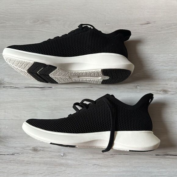 Vivaia Unisex Sneakers Urban Slip Ins Women's 11.5‎ urban black NWT in pkg - Picture 9 of 12